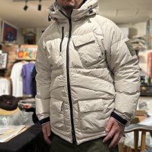 他の写真1: 【 Liberaiders 】NANGA X LIBERAIDERS AURORA TACTICAL DOWN JACKET / IVORY