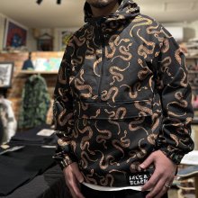 他の写真1: 【 Life's a Beach 】SNAKE PATTERN ANORAK / BLACK x ORANGE