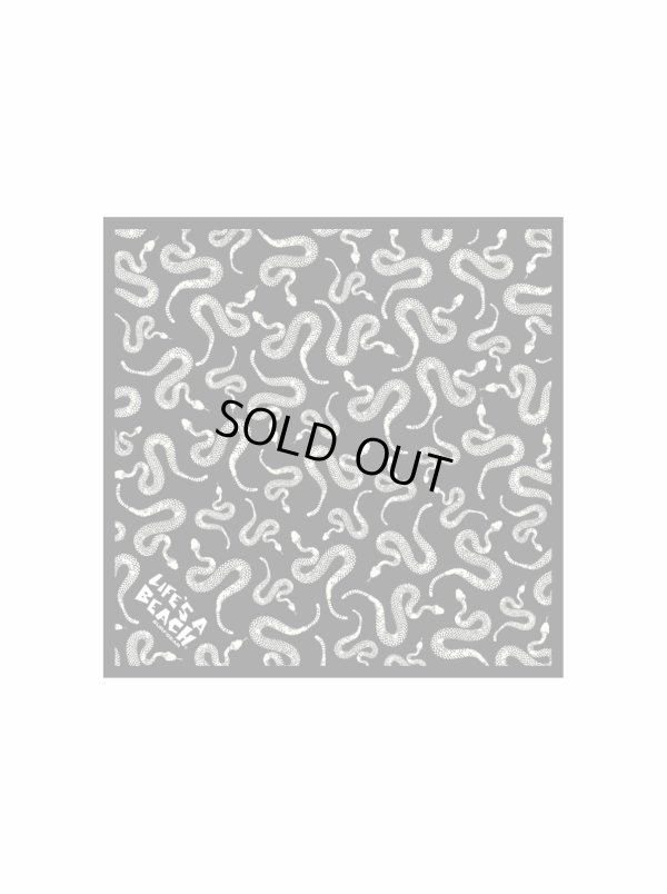 画像1: 【 Life's a Beach 】Snake Pattern Bandana / BLACK x WHITE