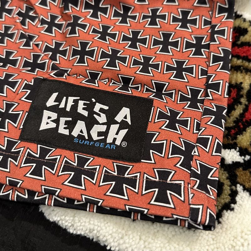 画像: 【 Life's a Beach 】CROSS PATTERN SHORTS / RED