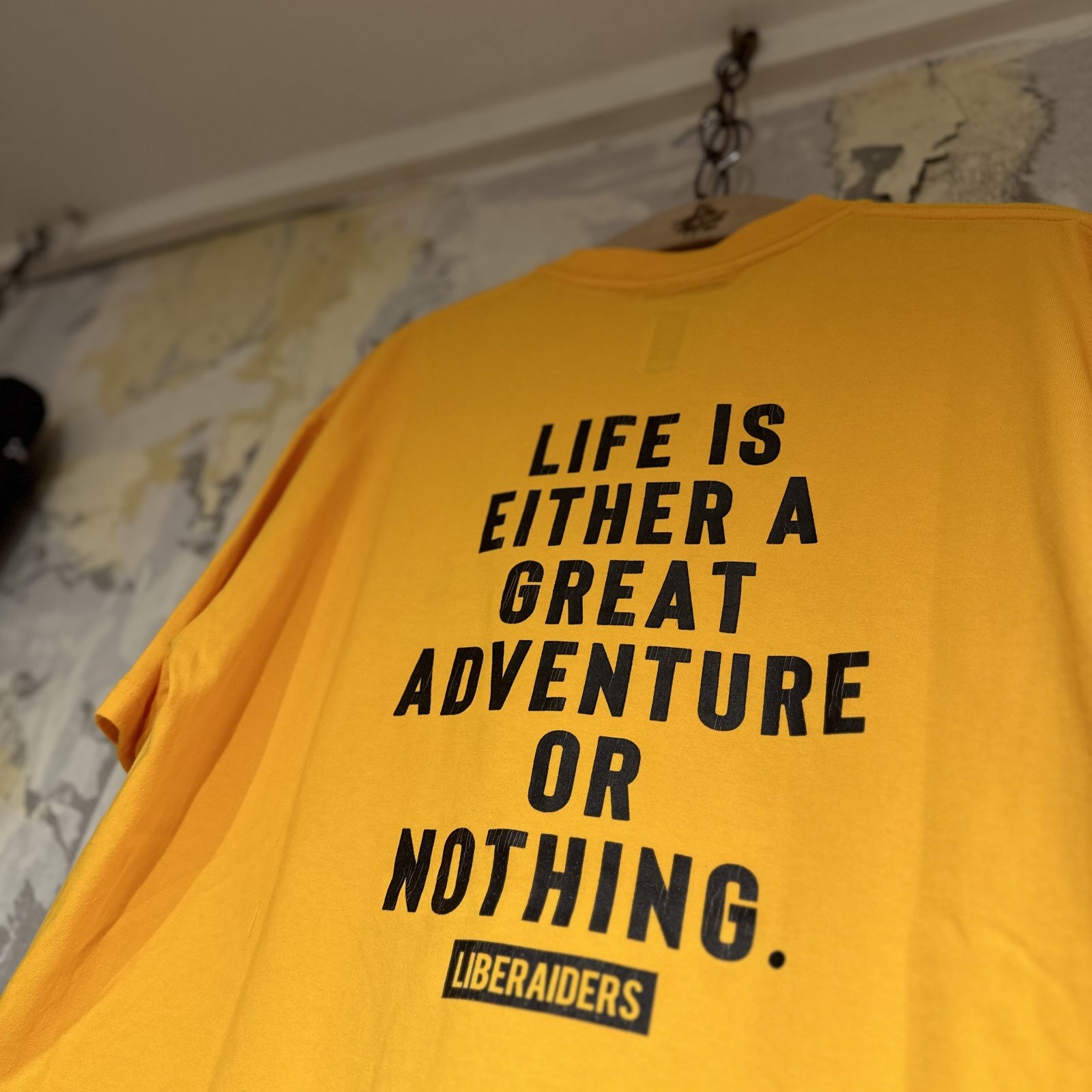 画像: 【 Liberaiders 】ADVENTURE POCKET TEE / YELLOW