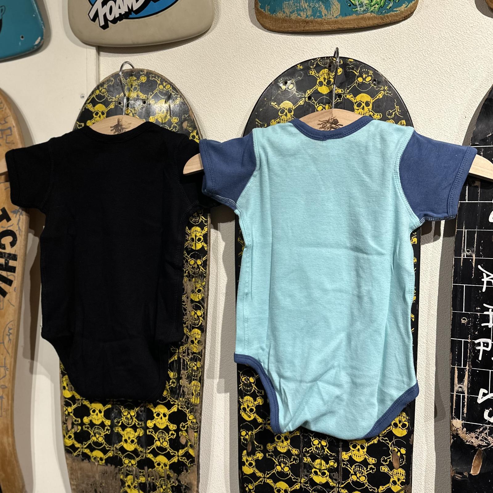 画像: 【 Santa Cruz Skateboards 】Screaming Hand One Piece（ロンパース）