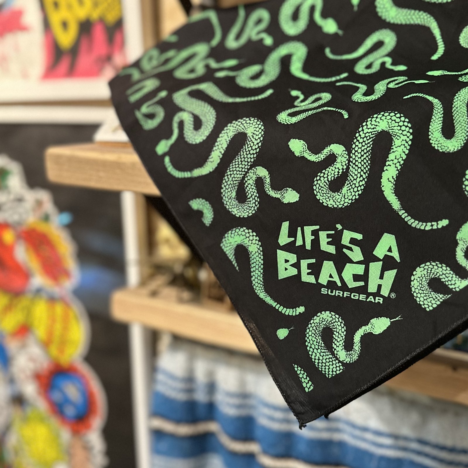 画像: ※予約商品【 Life's a Beach 】SNAKE PATTERN BANDANA / GREEN