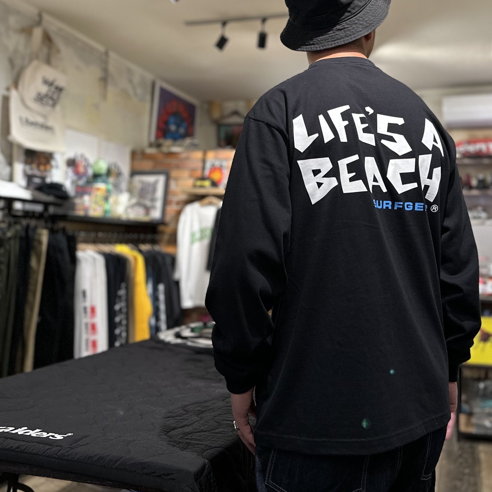 画像: ※Lのみ【 Life's a Beach 】CLASSIC OG LOGO L/S TEE / BLACK