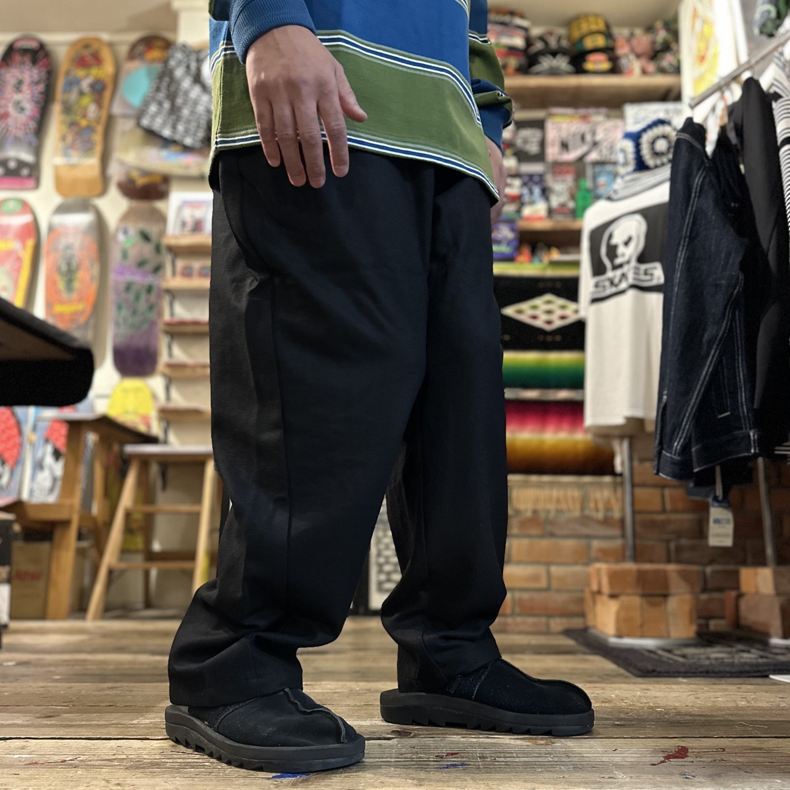 画像: 【 Liberaiders 】ONE TUCK WIDE WOOL PANTS / BLACK