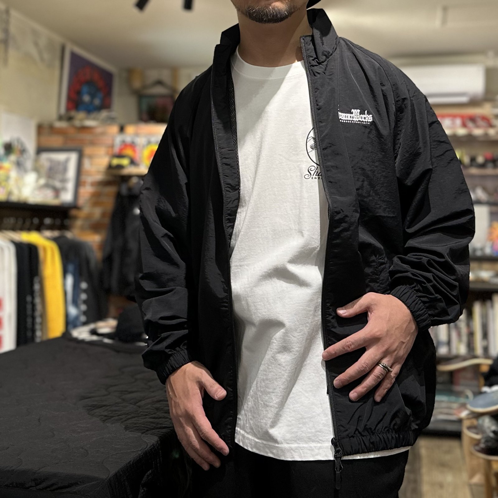 画像: 【 Qee Original 】SwampWorks TRACK JACKET / BLACK