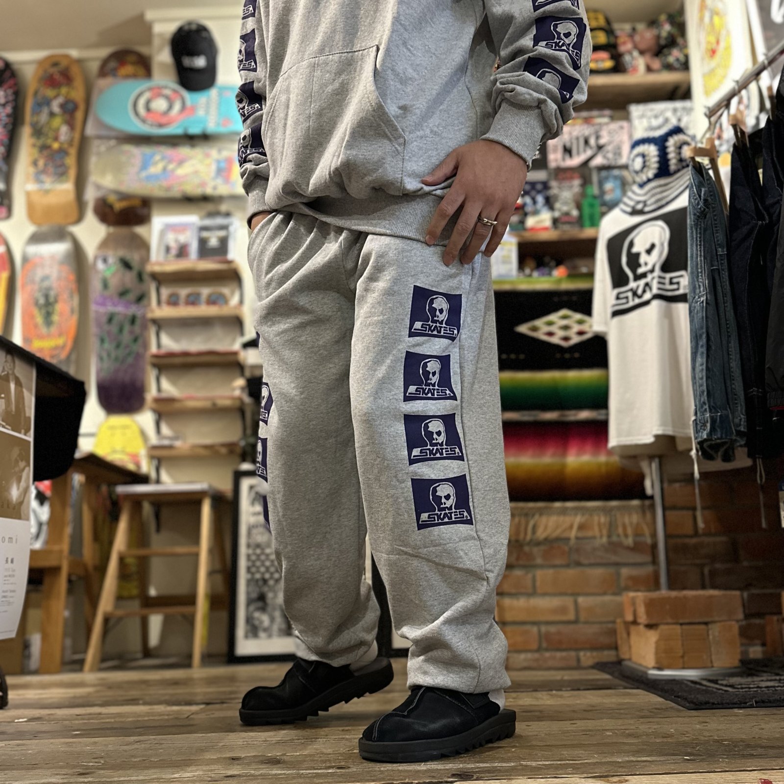 画像: 【 Skull Skates 】SKULL SKATES LOGO SWEAT PANTS