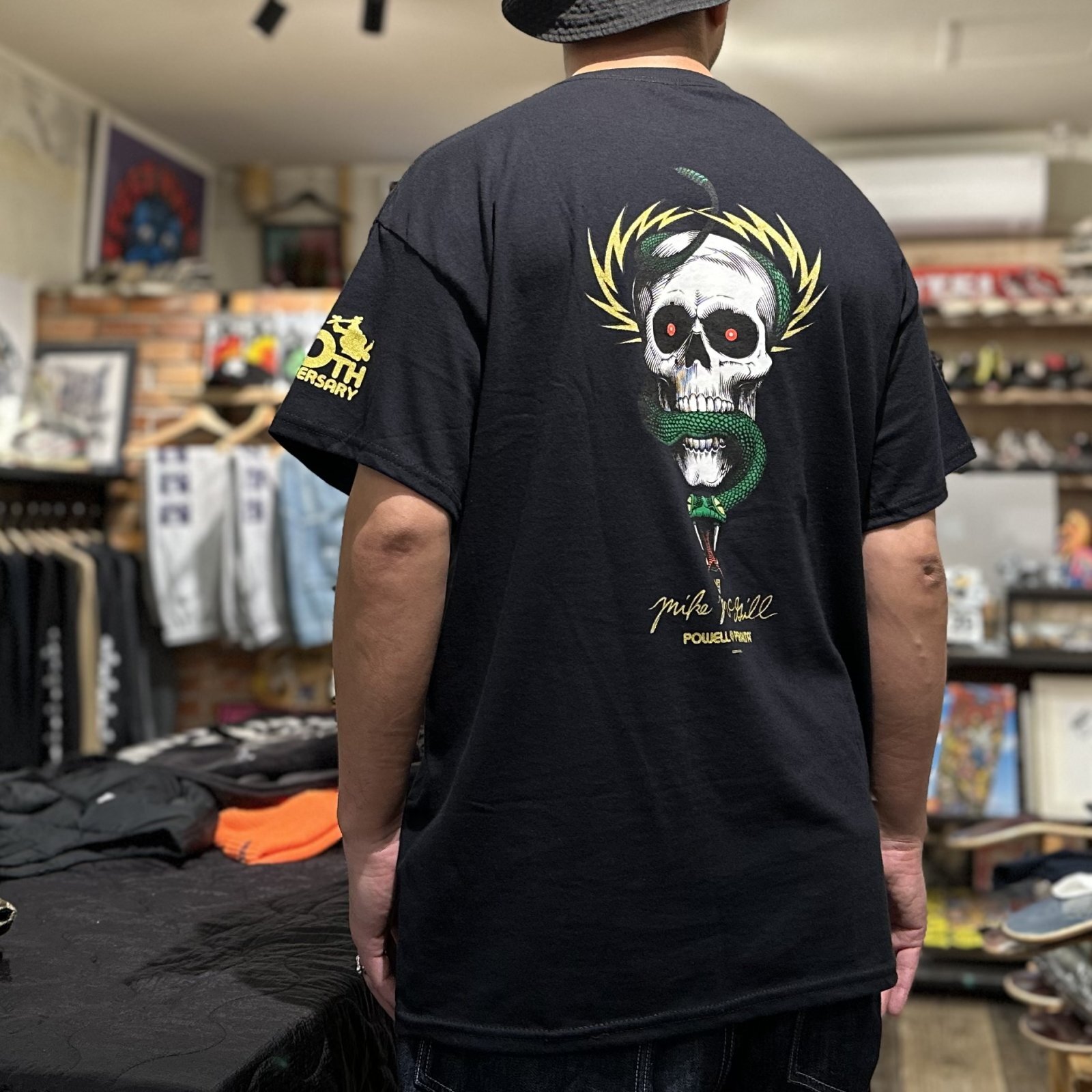 画像: 【 Powell Peralta 】MIKE McGILL 40th Anniversary McTWIST T-SHIRTS / BLACK