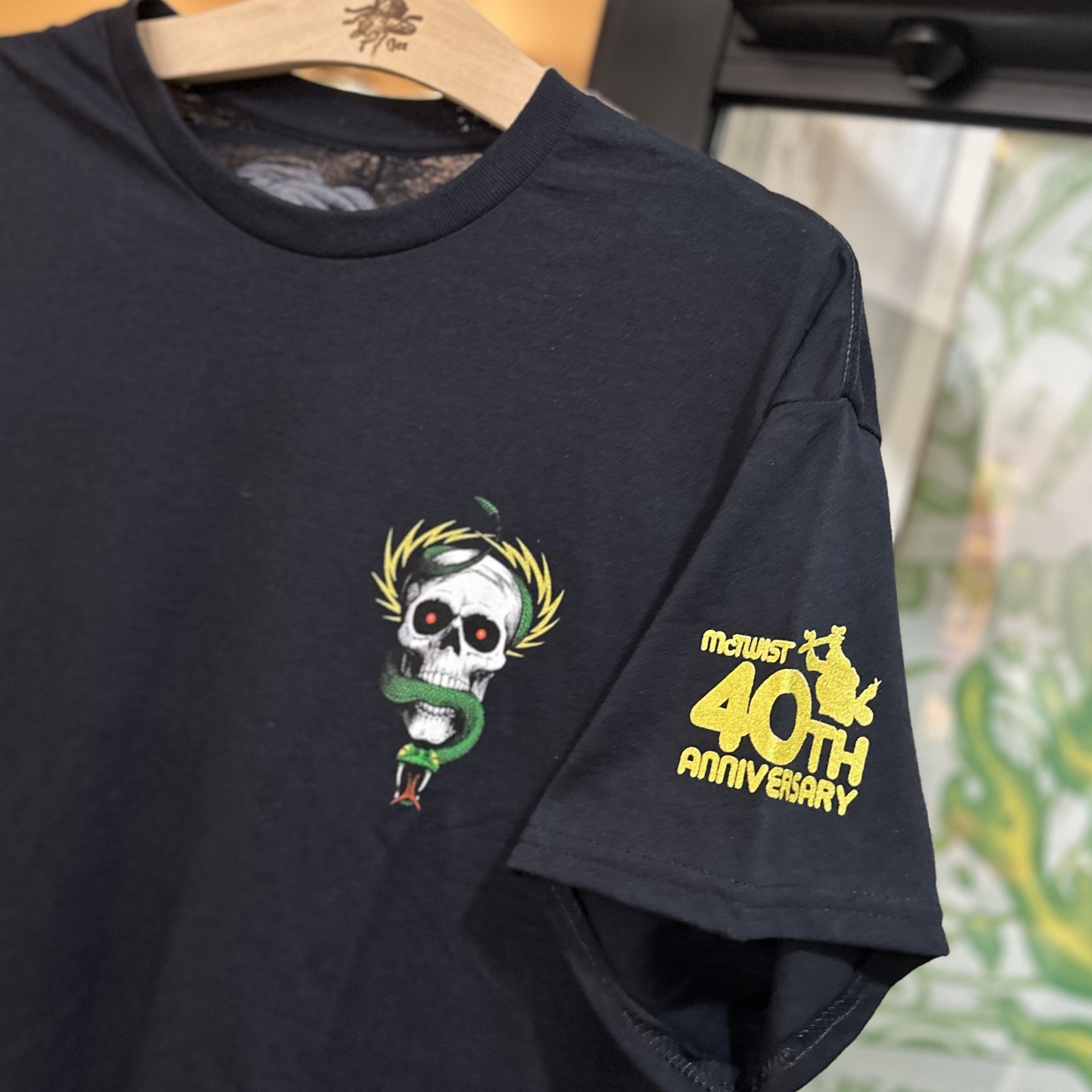 画像: 【 Powell Peralta 】MIKE McGILL 40th Anniversary McTWIST T-SHIRTS / BLACK