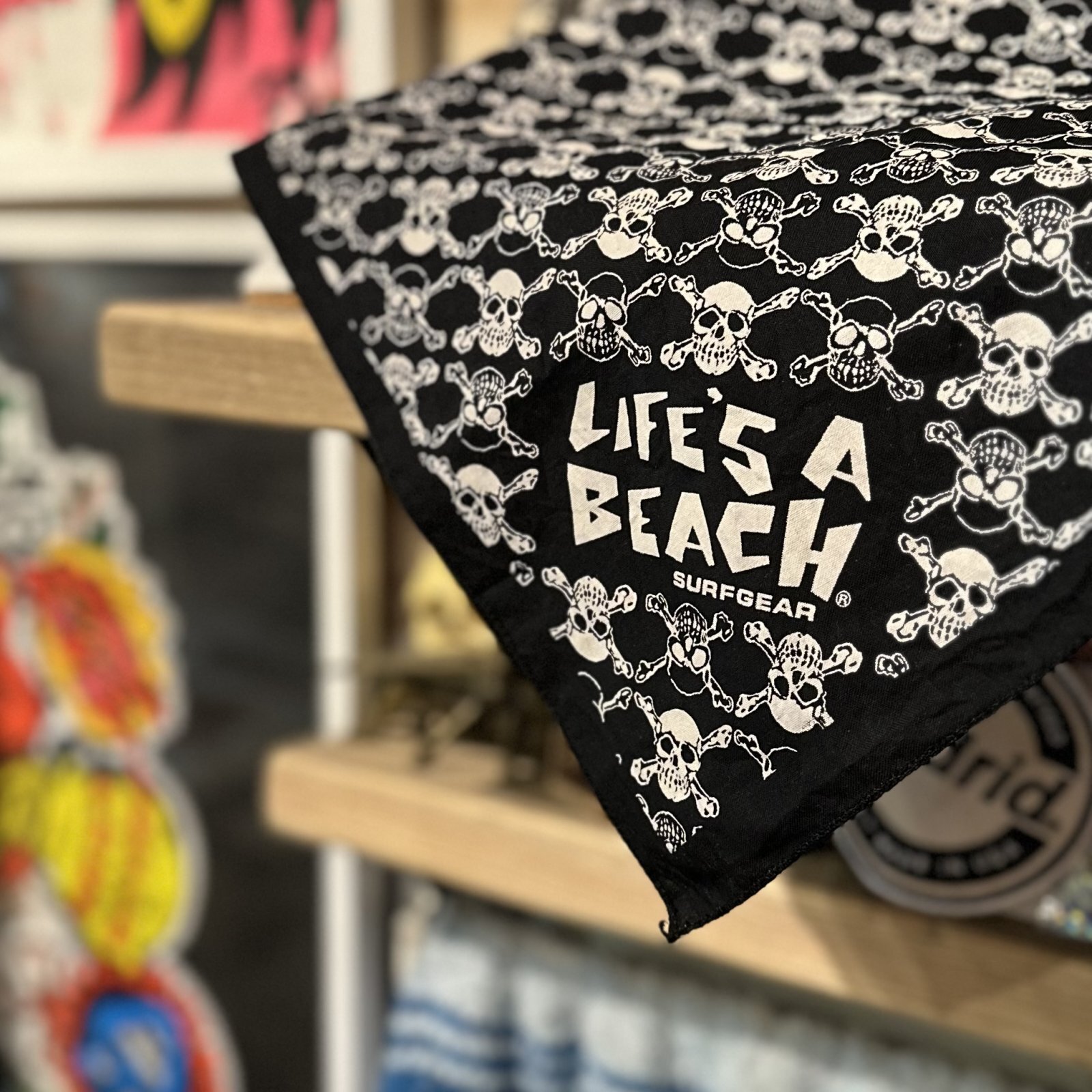 画像: ※ 予約商品【 Life's a Beach 】80's SKULL BANDANA / BLACK ver.