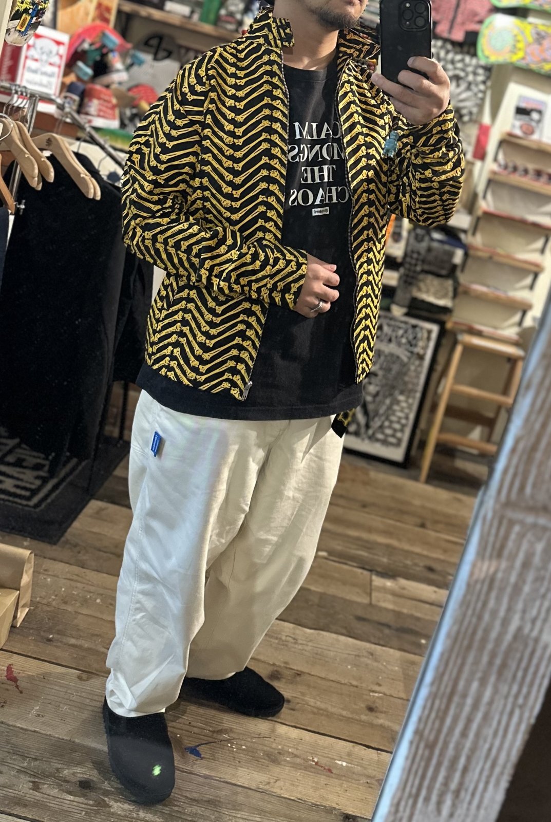 画像: 【 Life's a Beach 】2013年製 BONE PATTERN SWING TOP / BLACKxYELLOW