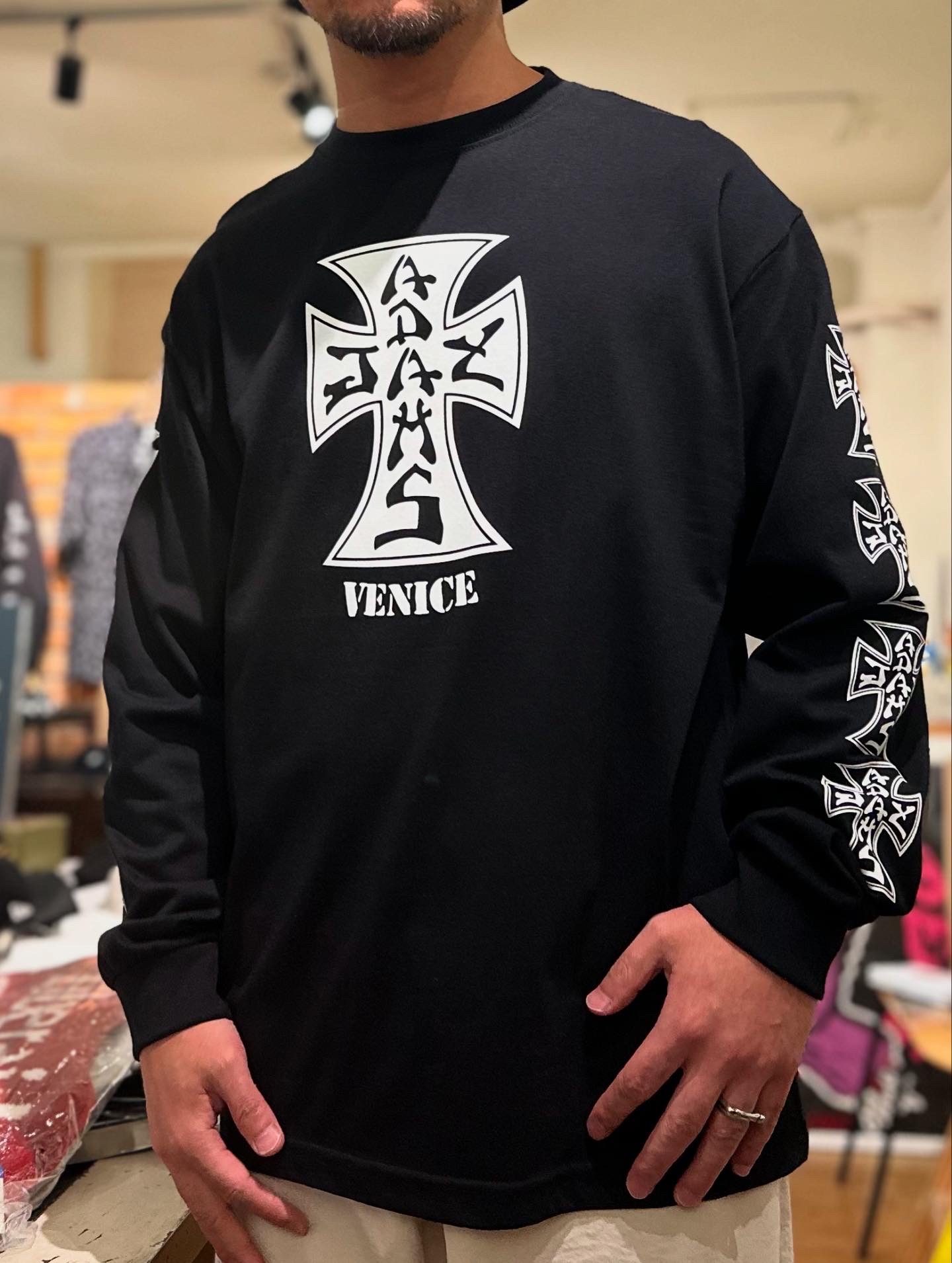 画像: ※7/21予約締切【 Jay Adams x QEESKULL by Jim Phillips 】VENICE STYLE L/S TEE（ BLACK ）